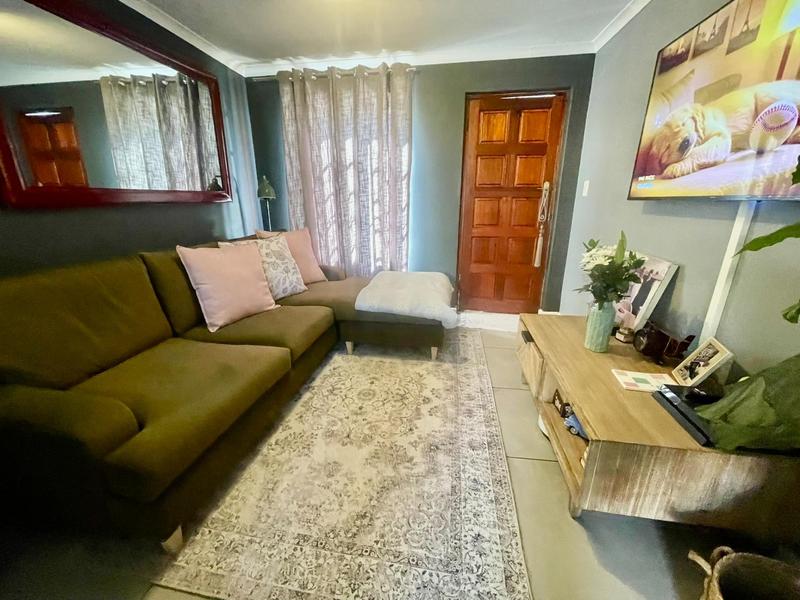 To Let 1 Bedroom Property for Rent in Durbanville Western Cape